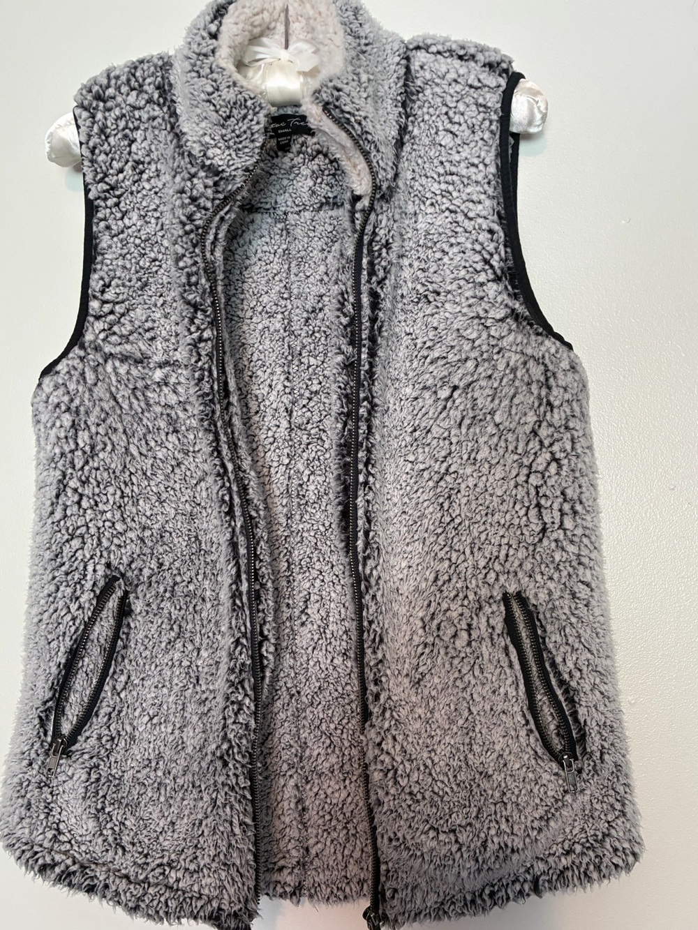 Sherpa Fleece Zippered Vest - Fitted, Soft